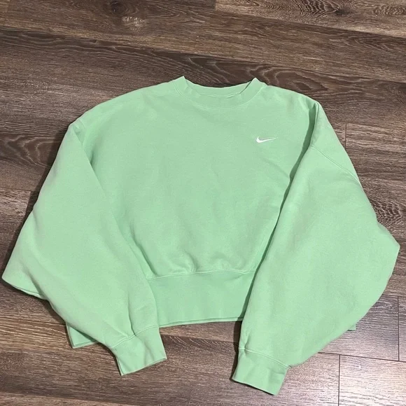 Nike Swoosh Sweatshirt Cropped 🤩 - Picture 2 of 5